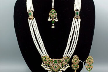 SOPHIA GREEN MALA SET